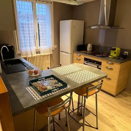 Appartement 45M, Parking Prive, Centre Ville Gare A Proximite *